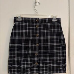 H&M Divided Black & White Plaid Mini Skirt
